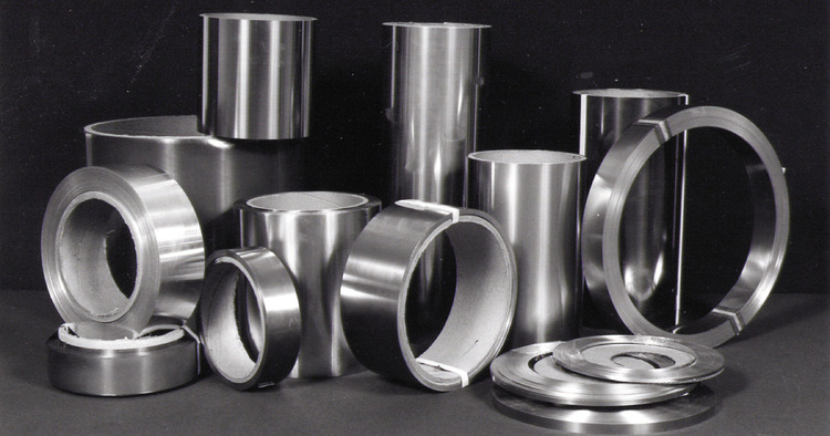 differences between alloy steel and stainless steels