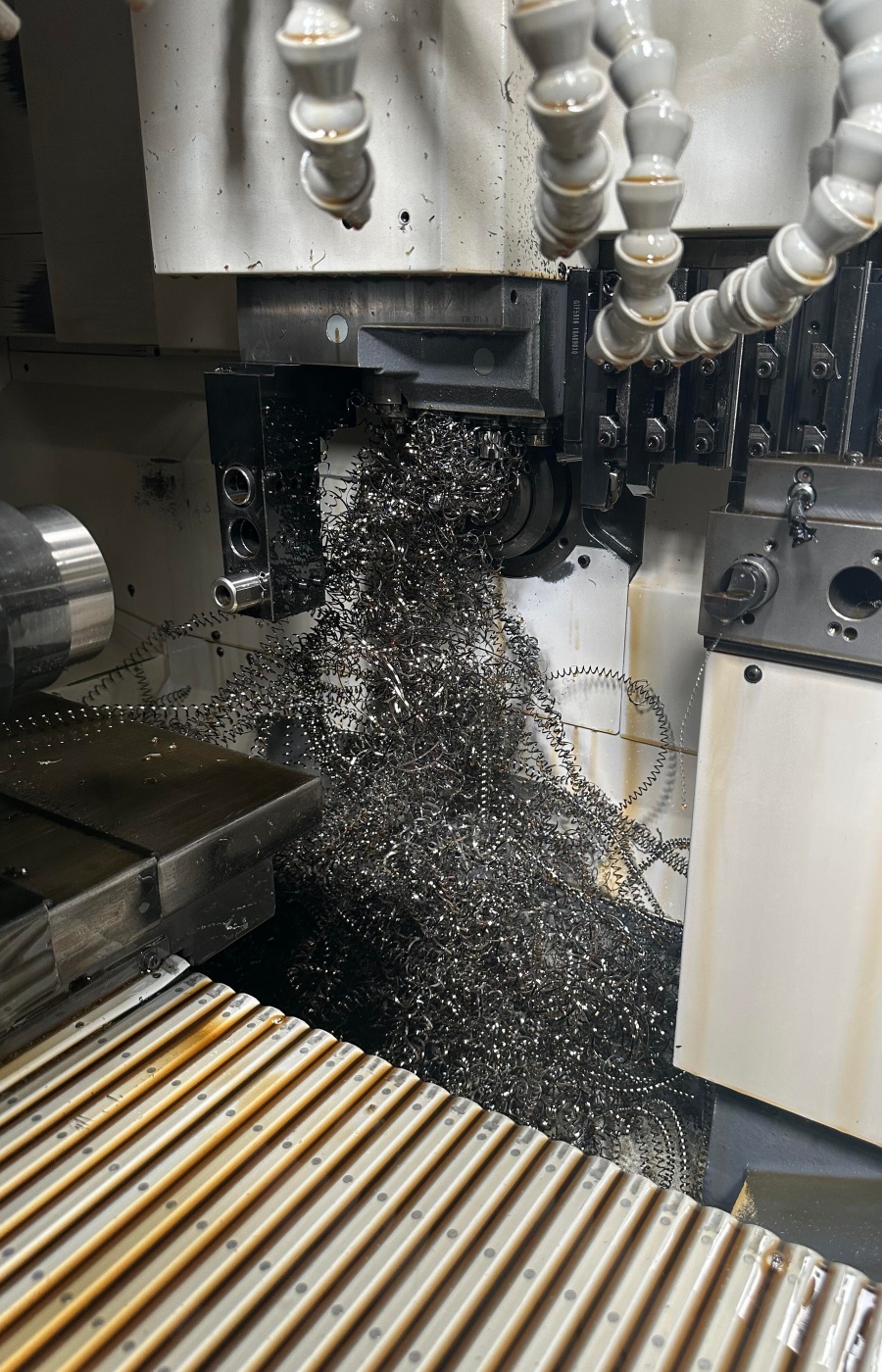 Çin Üst Sınıf İsviçre CNC İşleme Hizmetleri 丨 Yüksek Hassasiyet